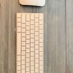 Apple rechargeable keyboard and battery magic mouse