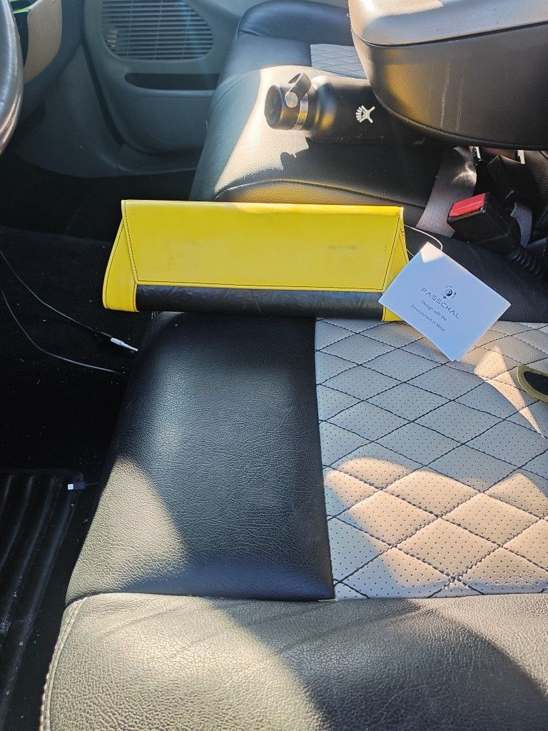 Passchal Clutch Bag ( Yellow an Black)