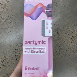 NWT Bluetooth Wireless Karaoke Microphone With Disco Ball