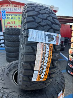 ‼️🚨vendo set de llantas Lt 37x12.50 17 arroyo R/T tires