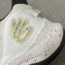 Curry 3Z7 Under Armour