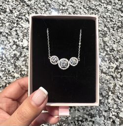 Moissanite Halo Necklace (New) 