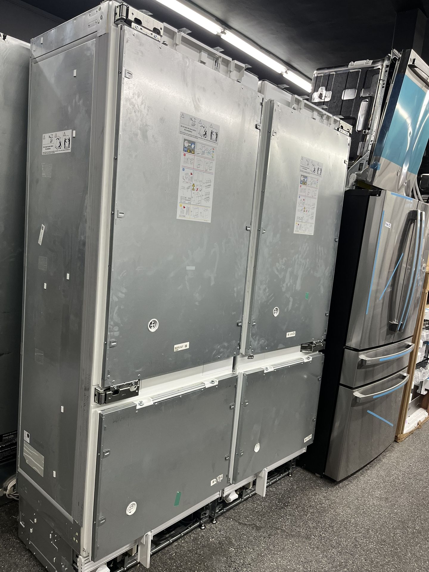Thermador 60” Refrigerator Built In Panel Ready Set Bottom Freezer