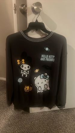 Hello Kitty Halloween sweatshirt size M