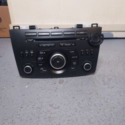 Like New Stereo With CD Player And Much More Only 20$