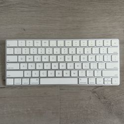 Apple Magic Keyboard 2 (Lightning)