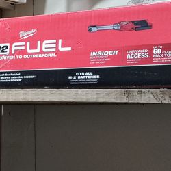 MILWAUKEE M12 FUEL EXTENDER REACH BOX RATCHET