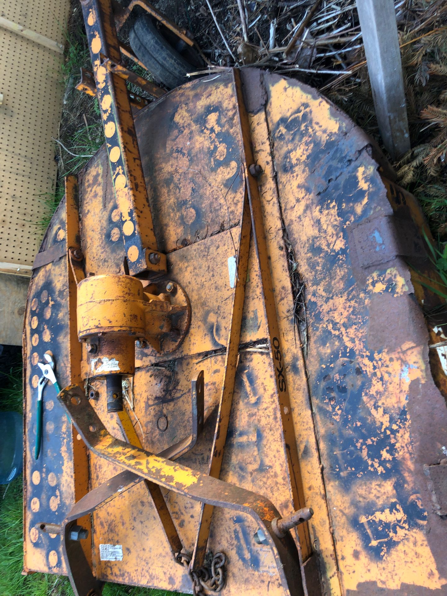 Sidewinder 50” rotary cutter brush hog for Sale in Arlington, WA OfferUp