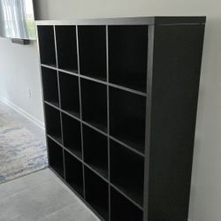 Shelving unit or room divider