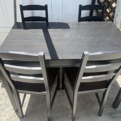 Mesa 4 Sillas