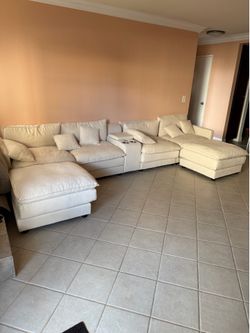 Sectional Sofa brand new