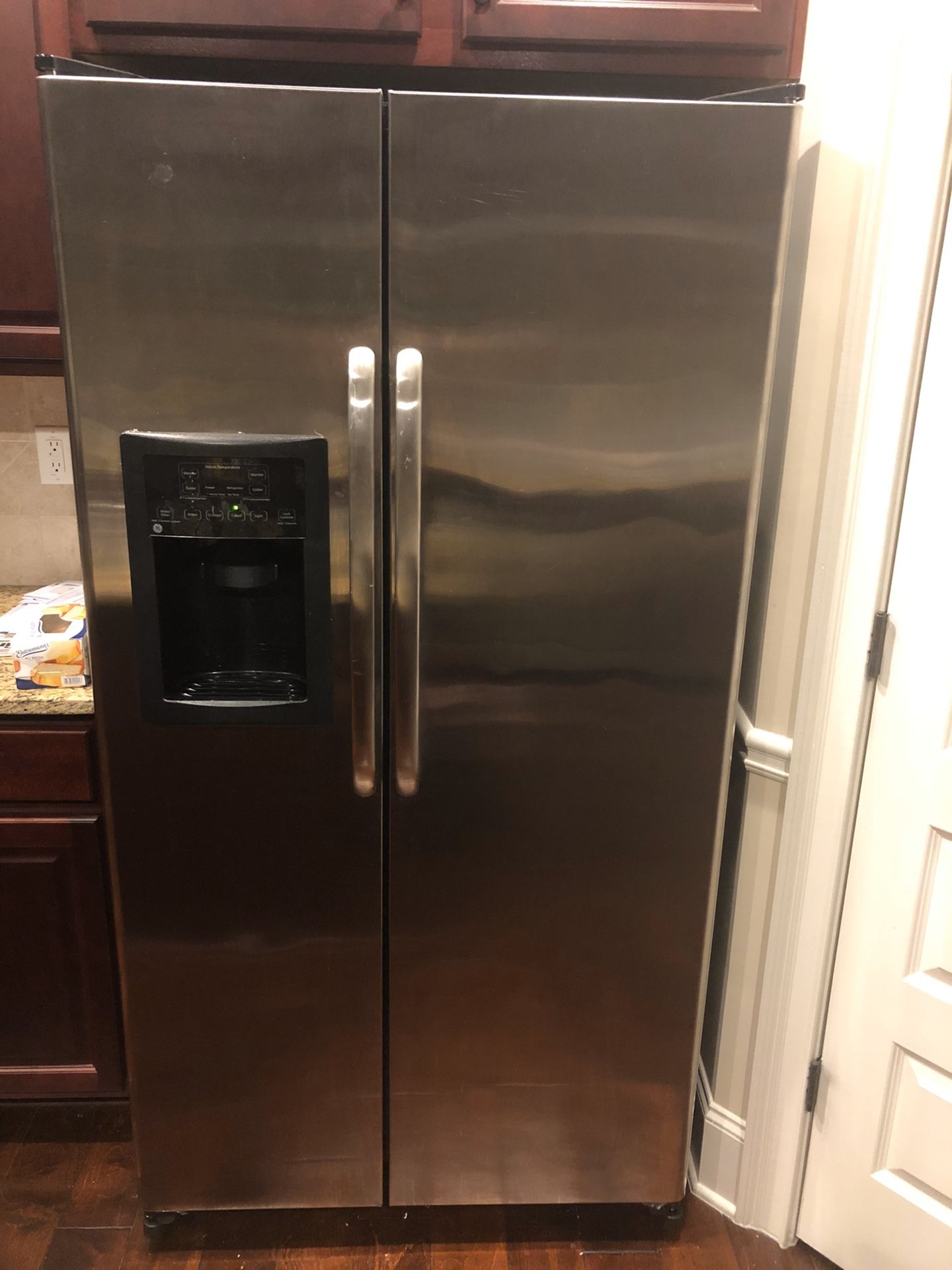 GE Refrigerator - $350