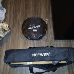 Neewer Light Stand