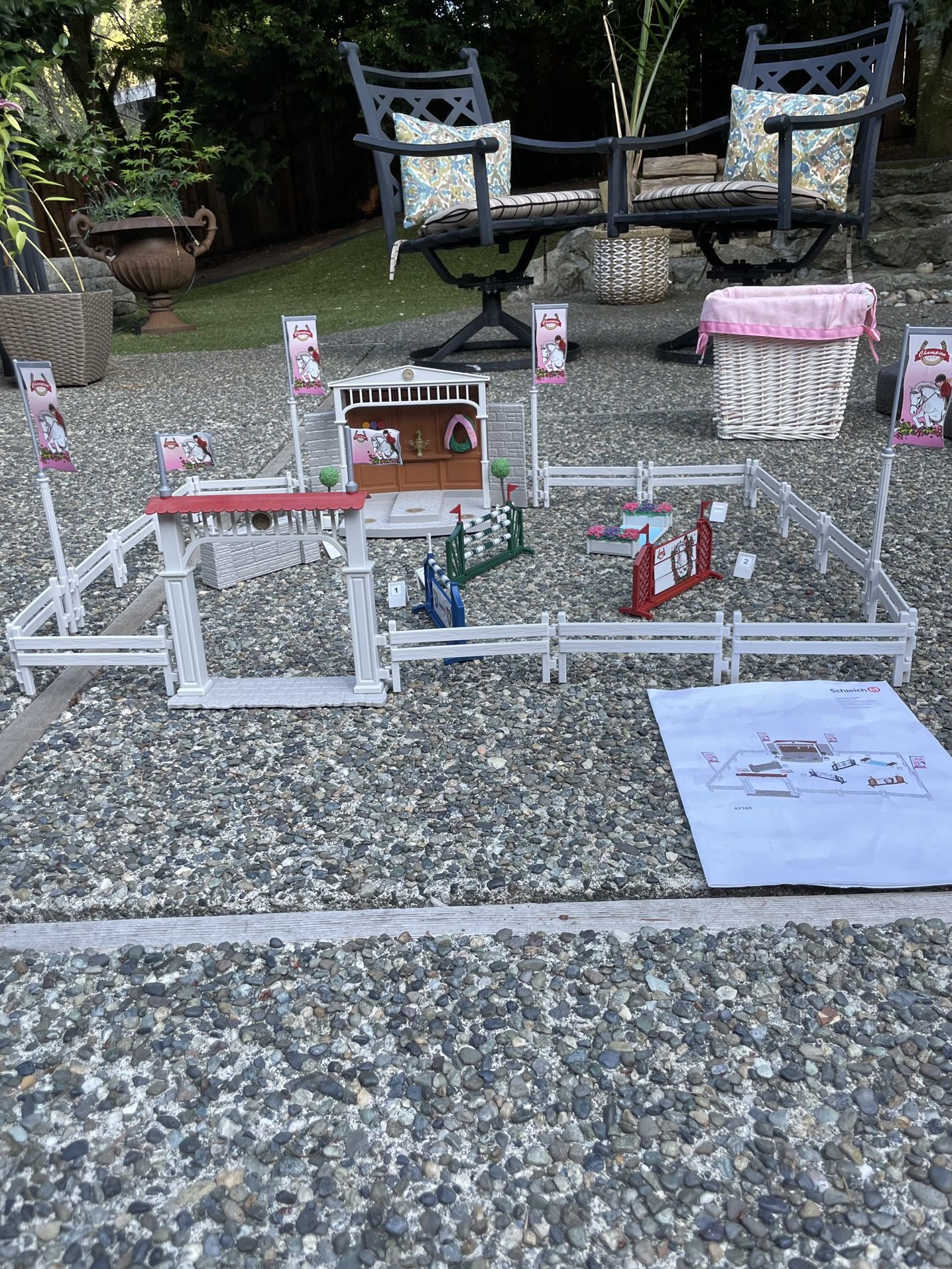 Schleich Equestrian Big Horse Show Club Set
