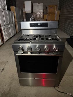 Gas stove