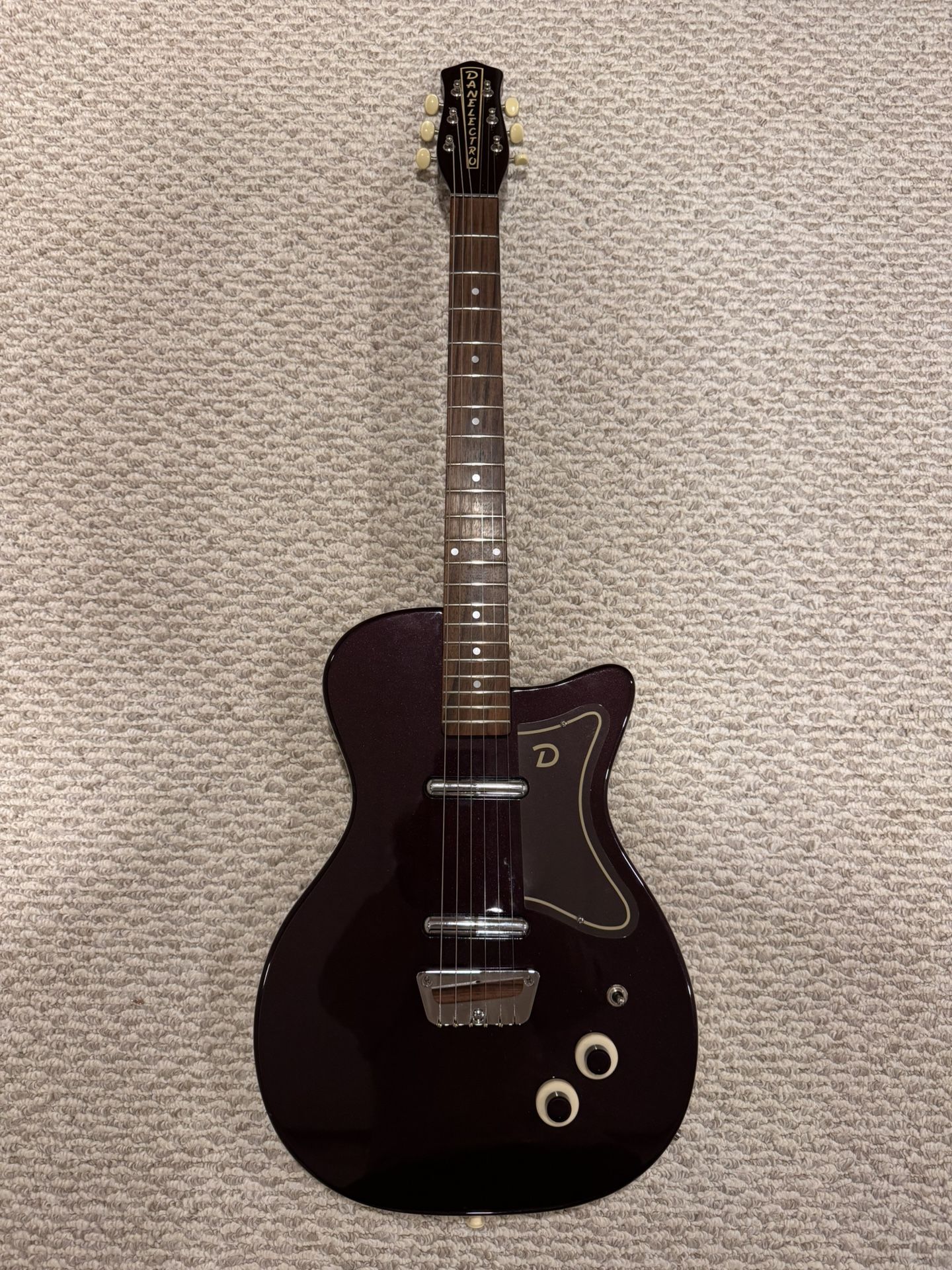 Danelectro U2 Reissue - Dark Purple