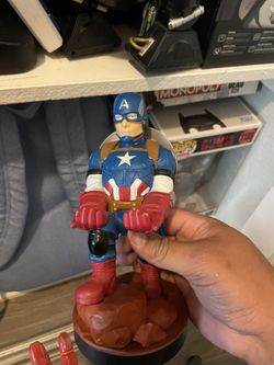 Captain America Control Holder 