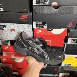 ASICS Gel-1130 Black Pure Silver size 11 VNDS