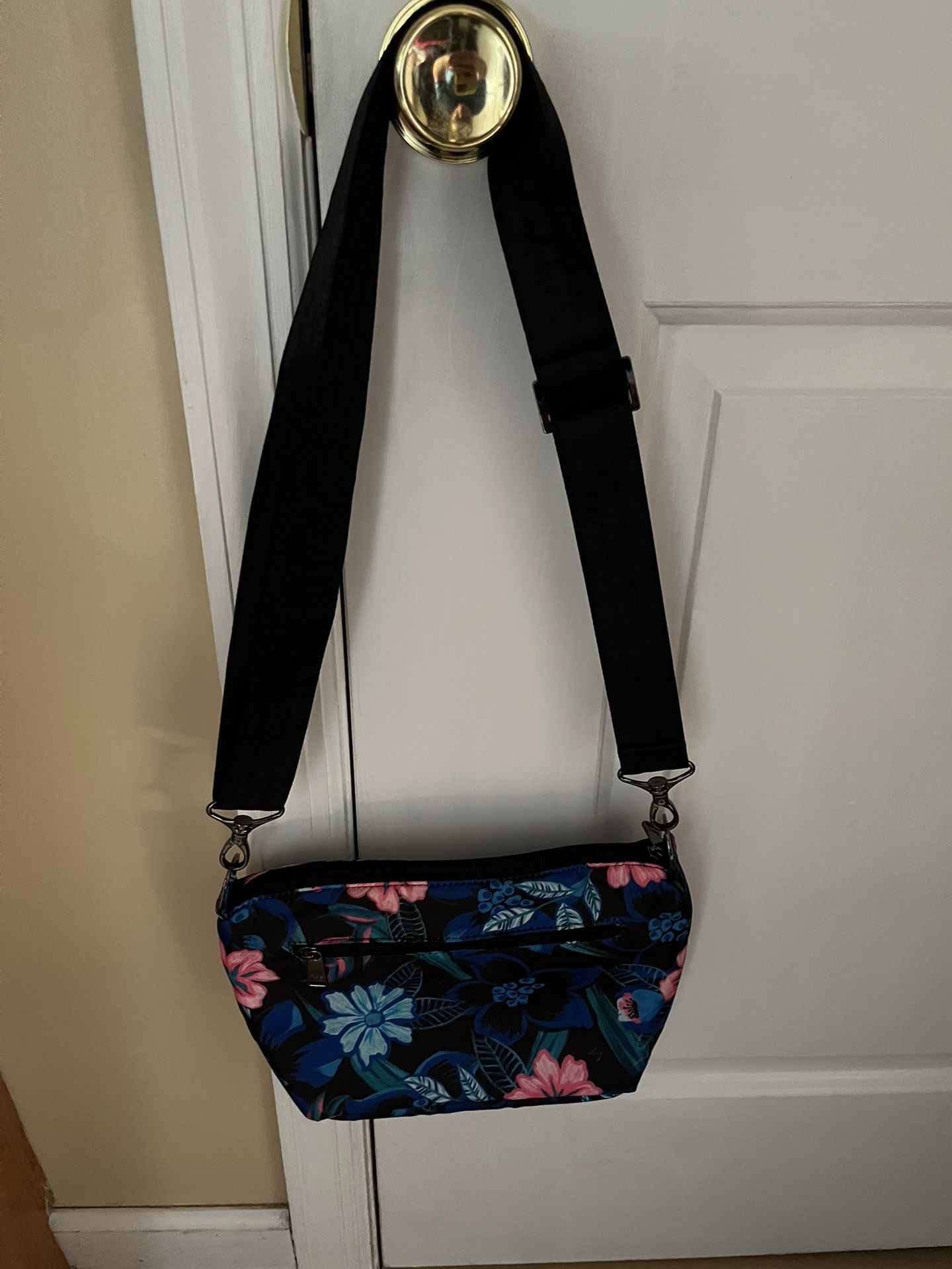 Lugs Medium Purse Floral