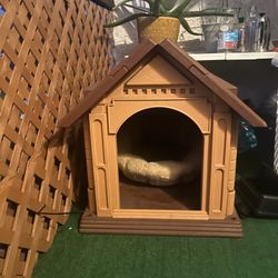 Dog House 