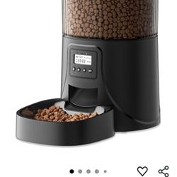 Automatic Pet Feeder 