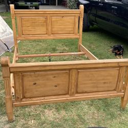 Queen Size BED FRAME