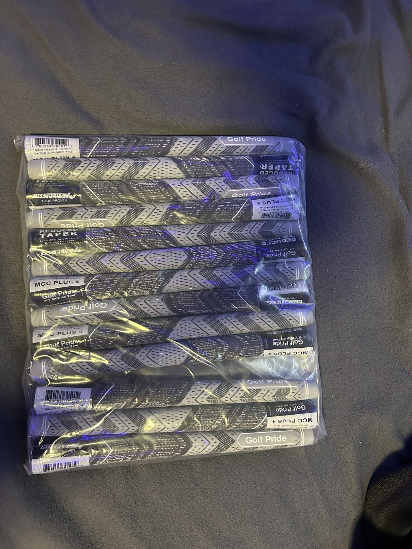 13 Midsize Golf Pride Golf Grips