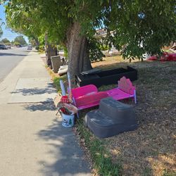Free Stuff, Metal, Car Seats, Etc
