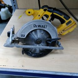 DeWalt Cordless Circular Saw