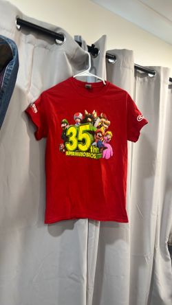 Nintendo Super Mario Bros 35th Anniversary GameStop Exclusive Promo Shirt Size L