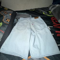 Vintage Levi Shorts Size 24