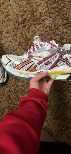 Balenciaga runners