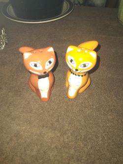 Cute Fox Salt And Pepper Shackers New