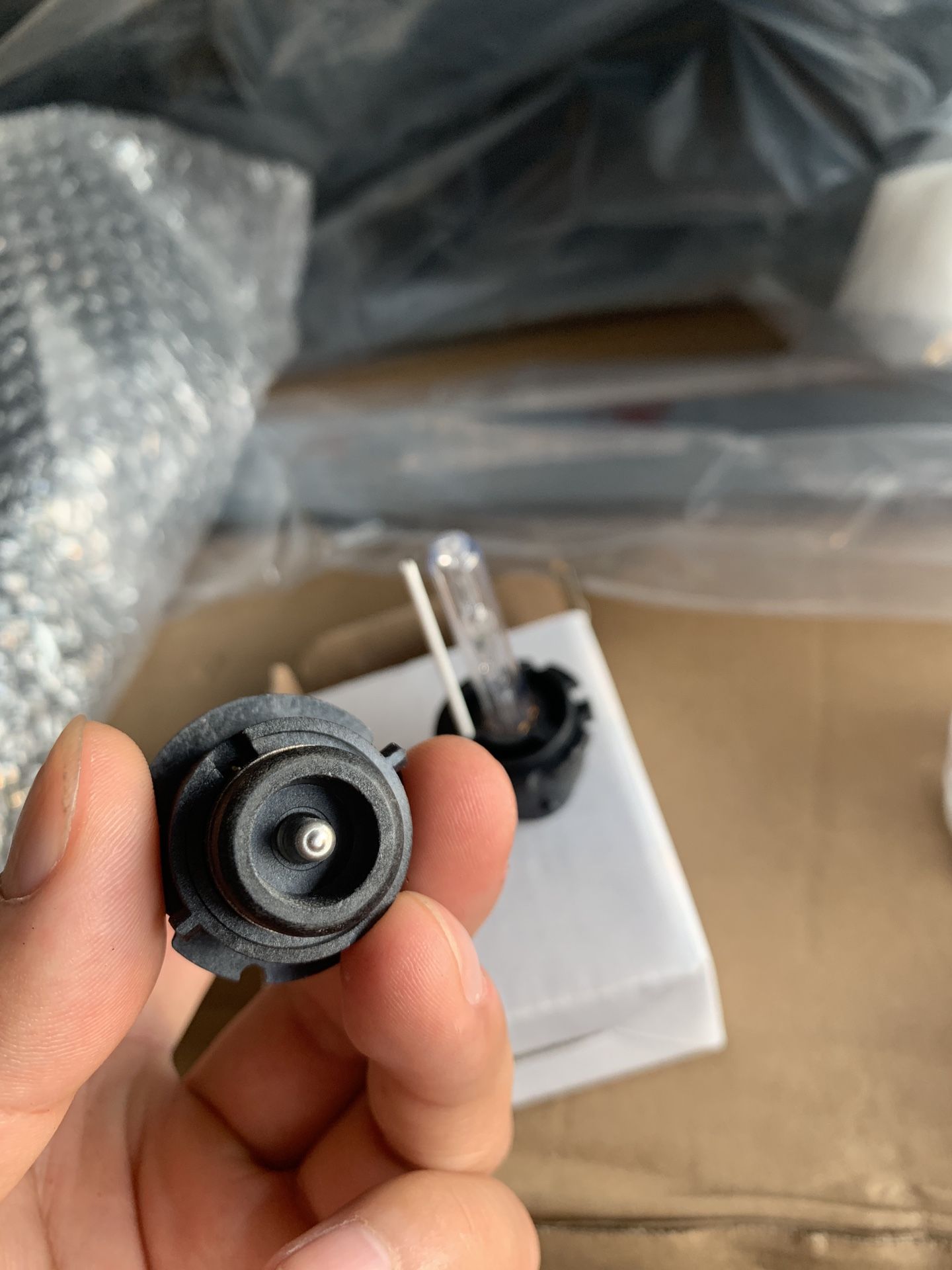 New D2S HID Headlight bulb replacements