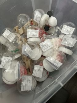 Snow Globes 