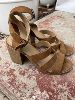 Women’s Heels - Universal Thread
