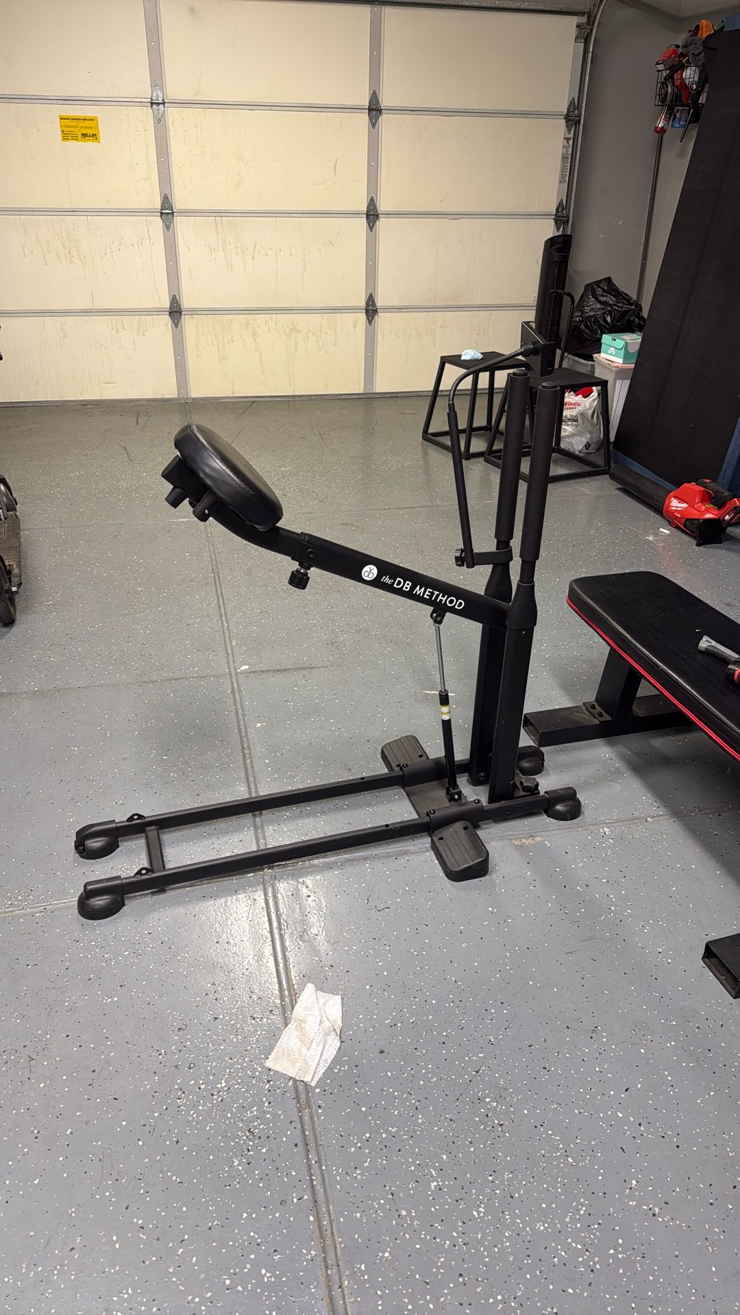 DB method squat Machine