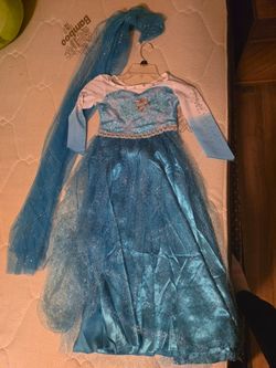 "Frozen" Elsa dress and accessories