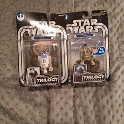 R2 D2 Star Wars Trilogy Collection 2 Of Them