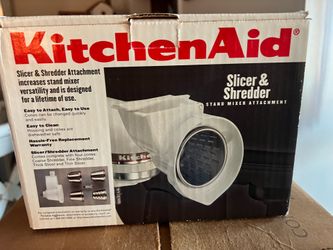 Brand new KitchenAid Fresh Prep Slicer & Shredder Attachment