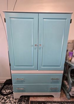 Dresser Bedroom Set- Compressed Pine