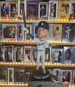 SALE or TRADE: NO BOX - Freddie Freeman Grand Slam Bobblehead