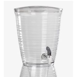 NEW/NEVER used 2.5 Gal drink dispenser