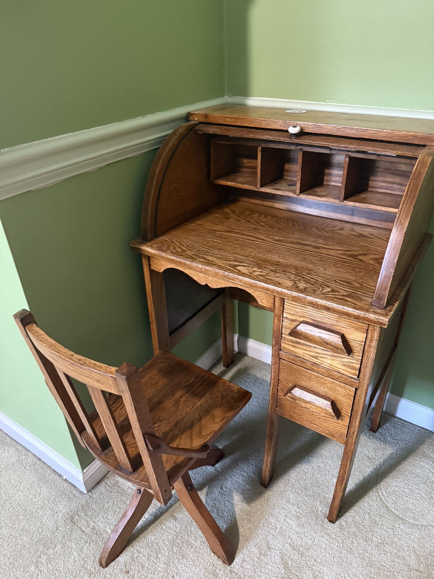 Desk And Chair