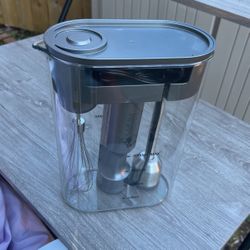 Sturdy Cuisinart Electric Mixer 