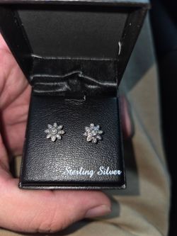 Diamond Earing