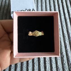 Pandora Ring