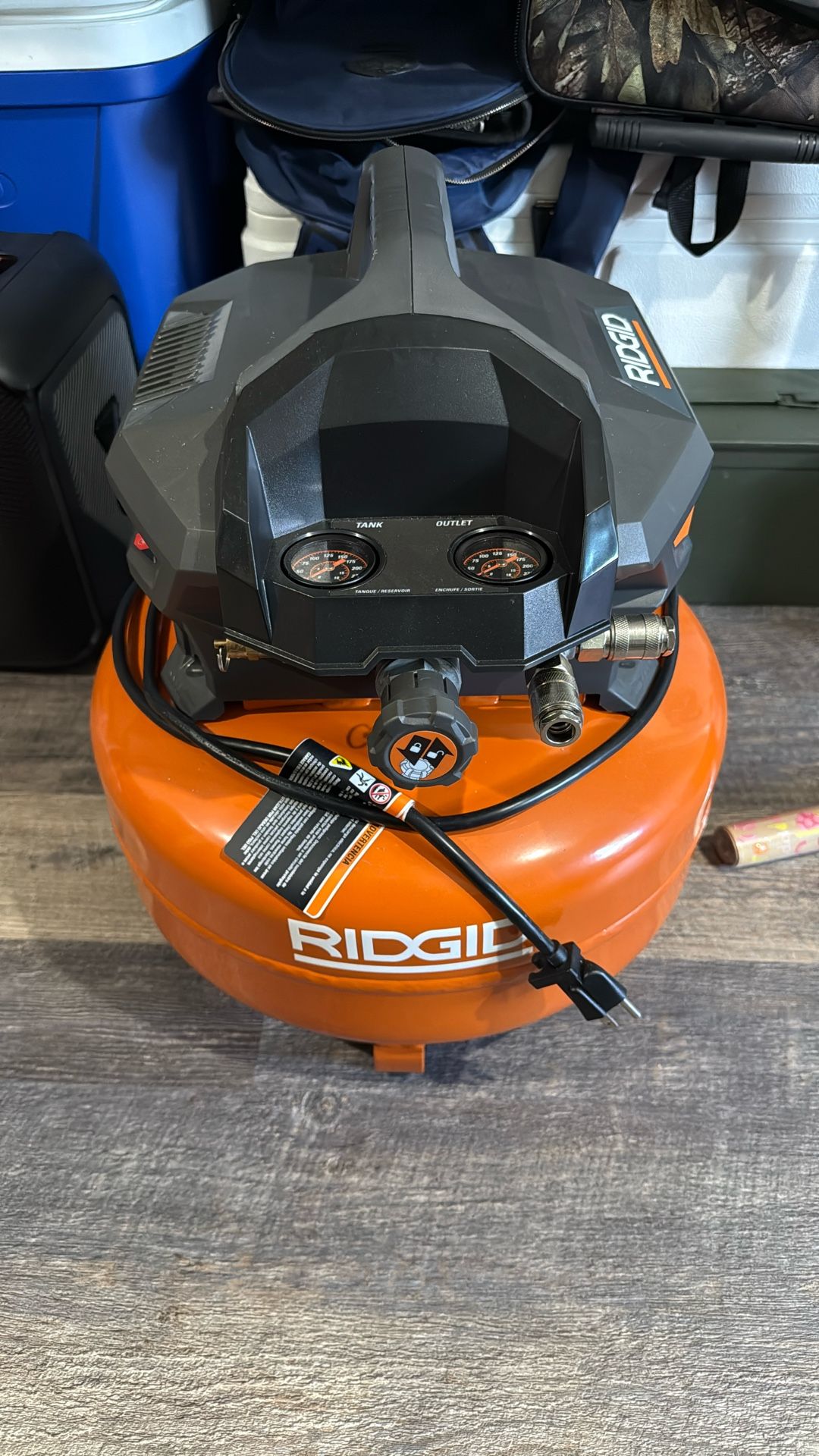 Rigid Air Compressor 6- Gallon