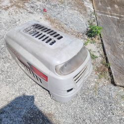 ((Hood Troybilt/yardmachine)) Mower