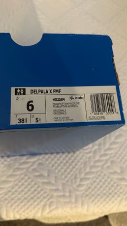 Adidas size 6 Mexico edition